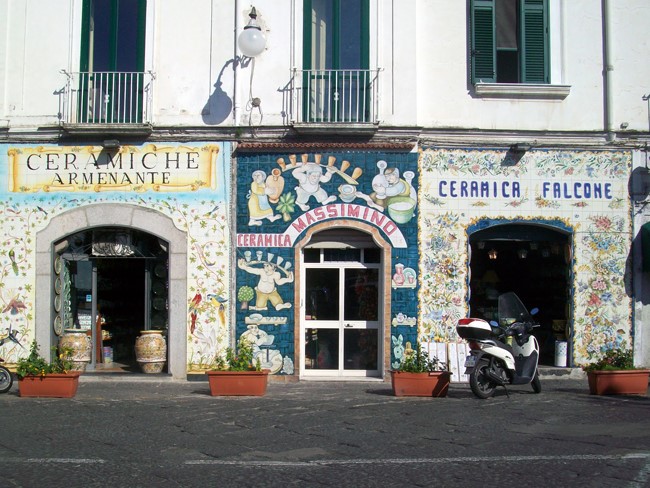 Vietri sul Mare, Ceramics Shops, Exterior