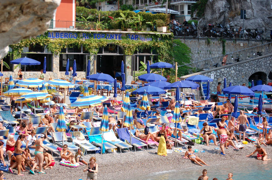 Vietri sul Mare, Hotel Beach