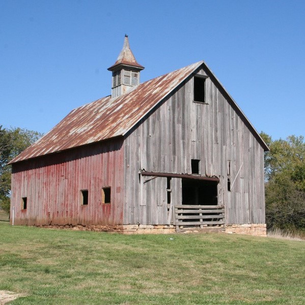 old barn 2 (2).jpg