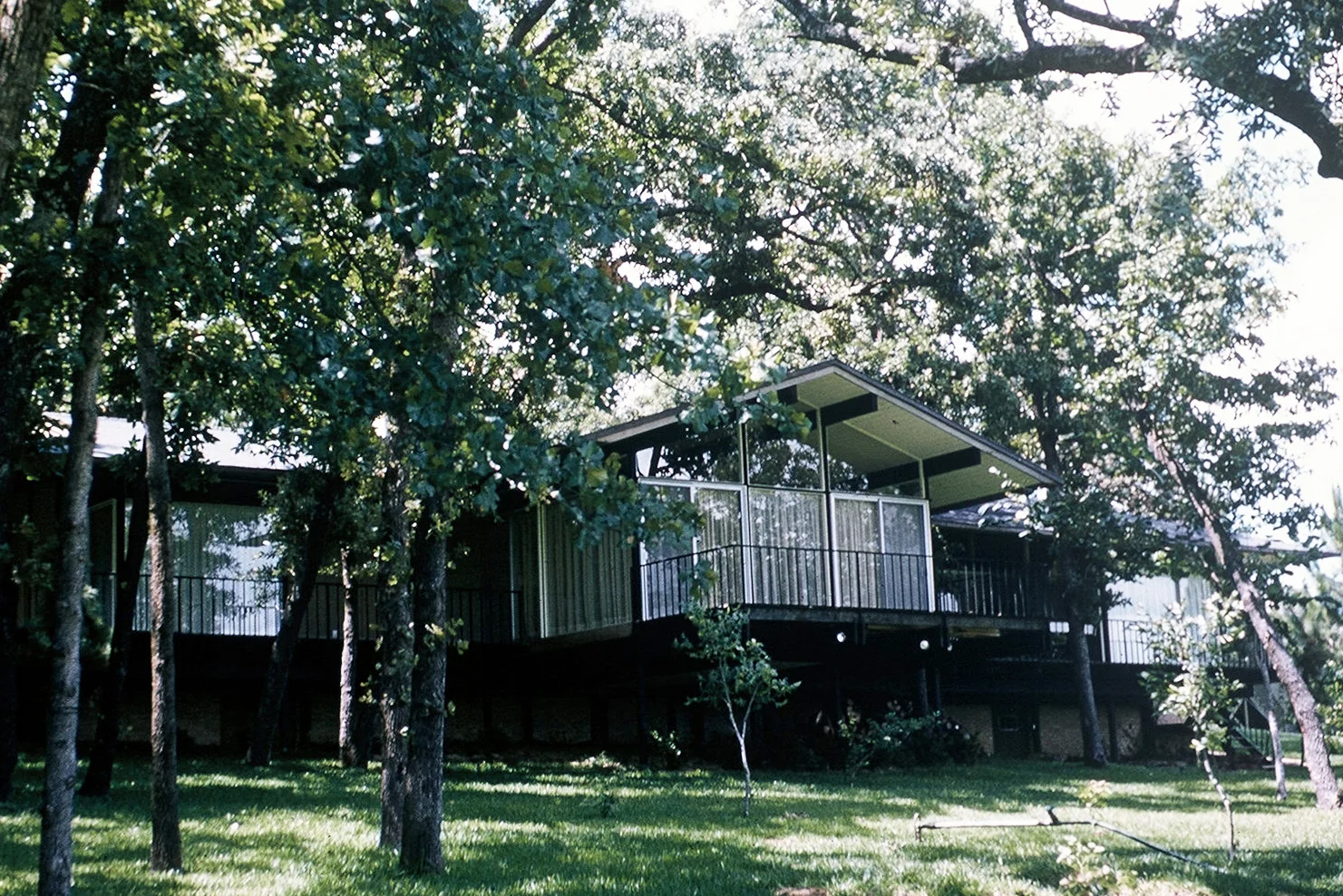 Cain Residence - Athens, TX