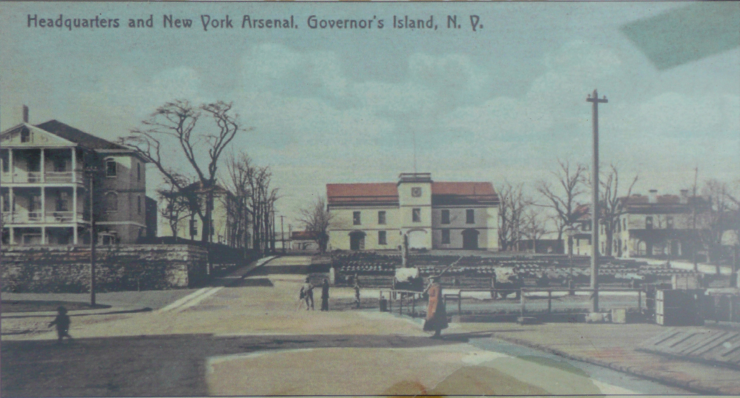 Governors_Island,_NY_Arsenal_Historic_View_no_date_(3327977289).jpg