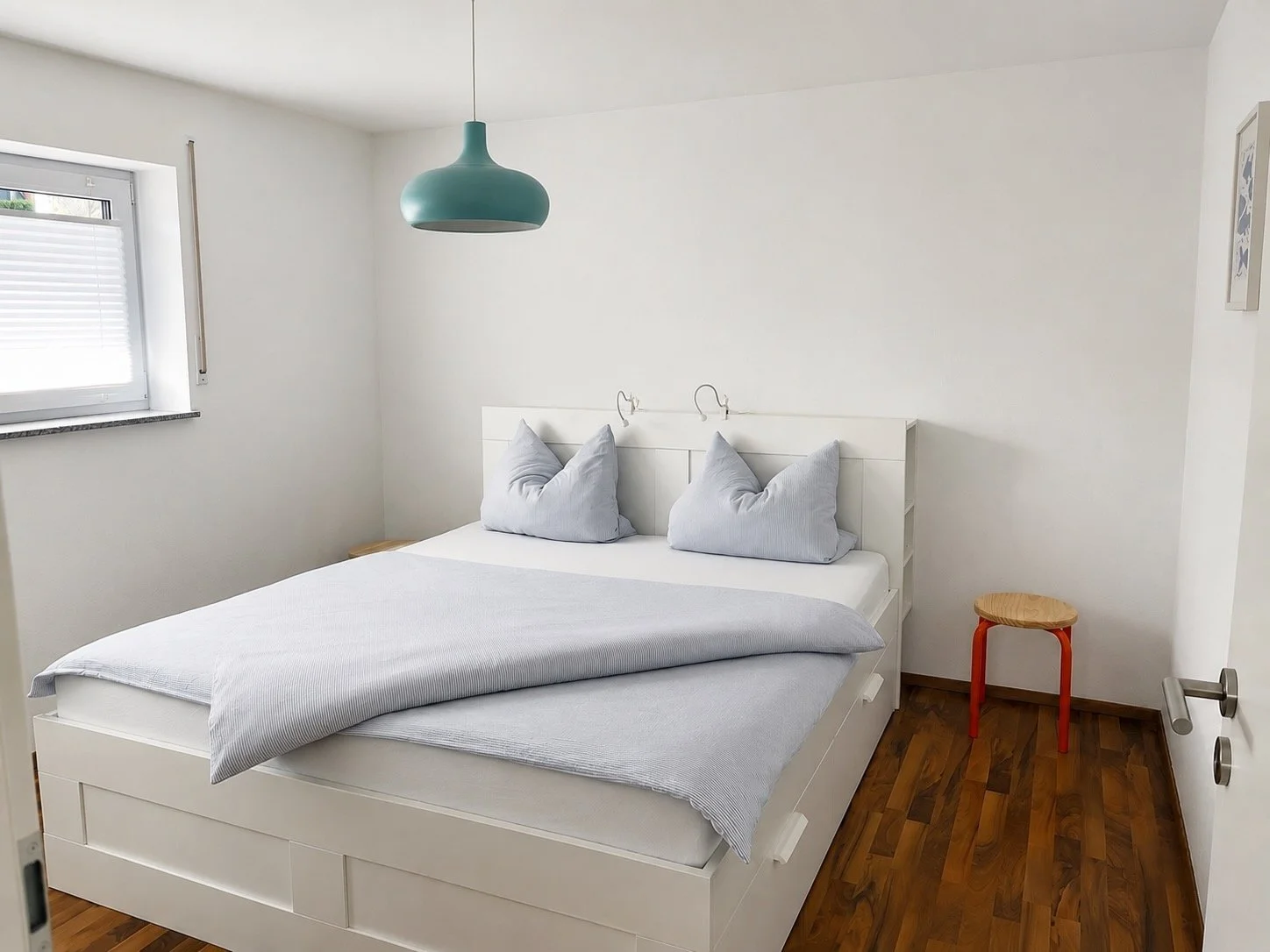 Schlafzimmer 1