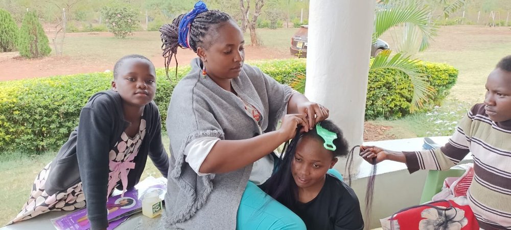 HairBraiding4.jpeg