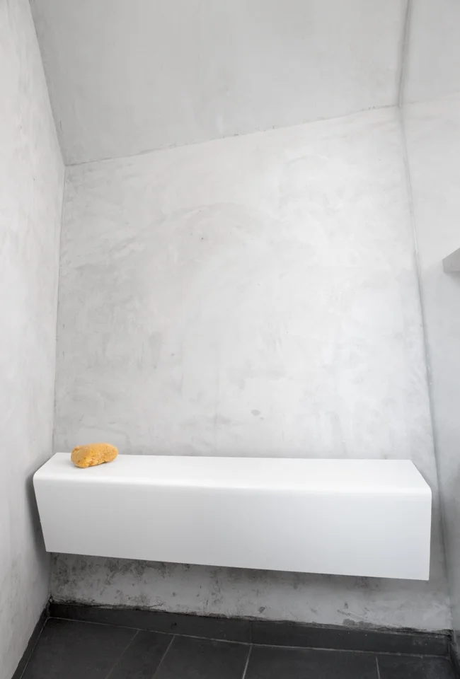 shower_bench.jpg