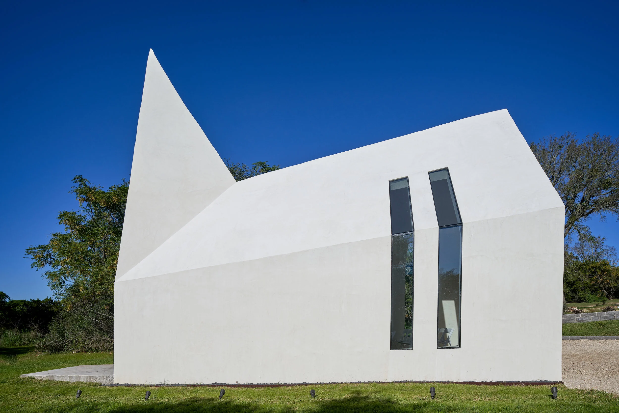 Studio 512 Lincoln Chapel 13175.jpg