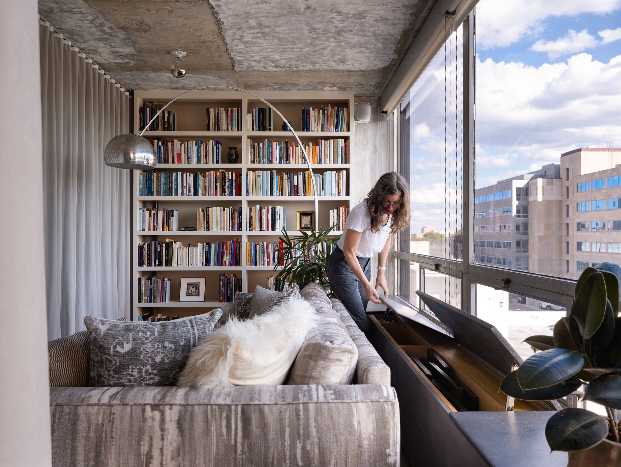 Nicole Blair Penthouse Apt 20245571-Edit.jpg