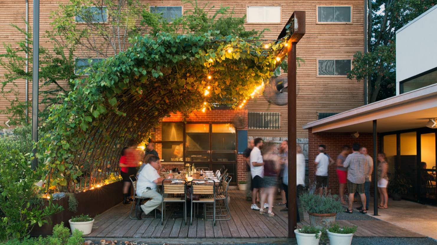 DAI DUE PATIO