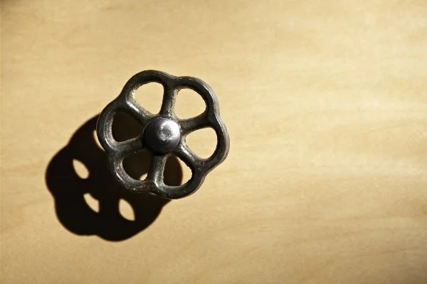 handle1 copy.jpg