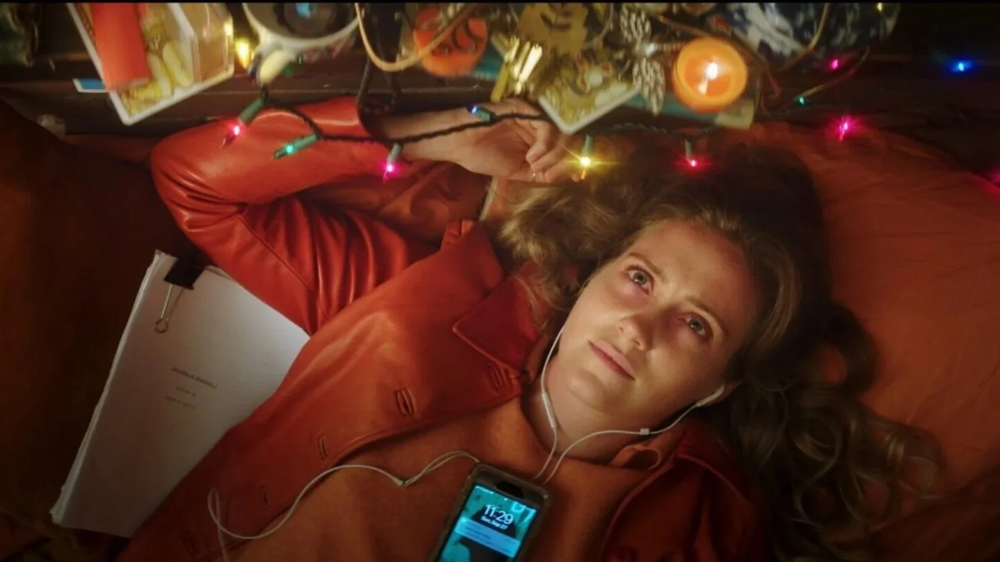 Two to Look, One to See - Trailer