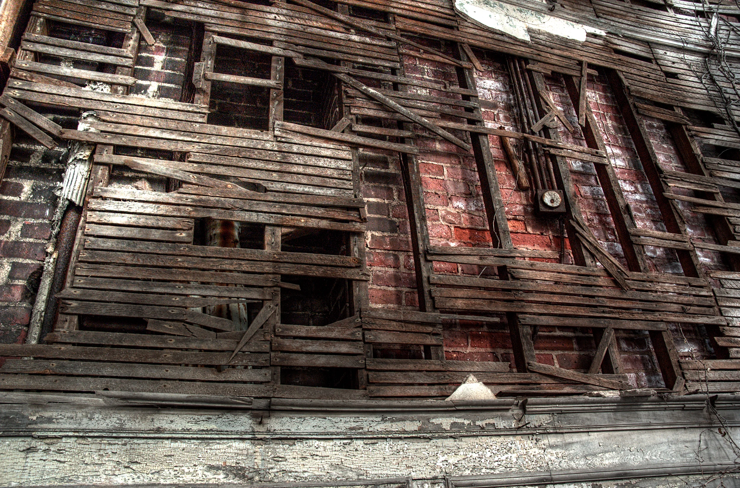 Photographs of the Ruin interiors taken in 2006/2007 during the winter months, Timothy Vogel