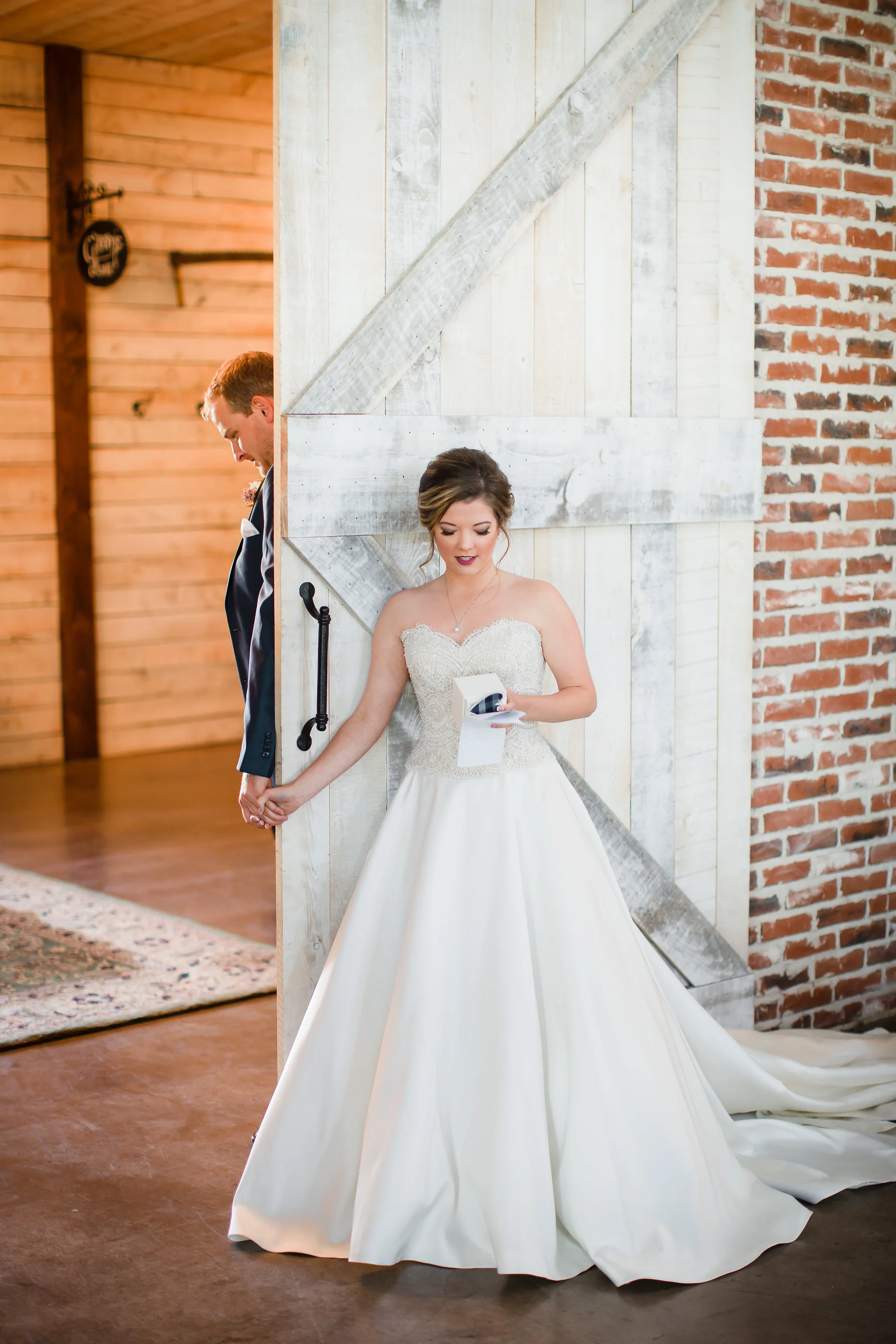 Callie and Kyle's "first look without the look" was one that I won't soon forget. 