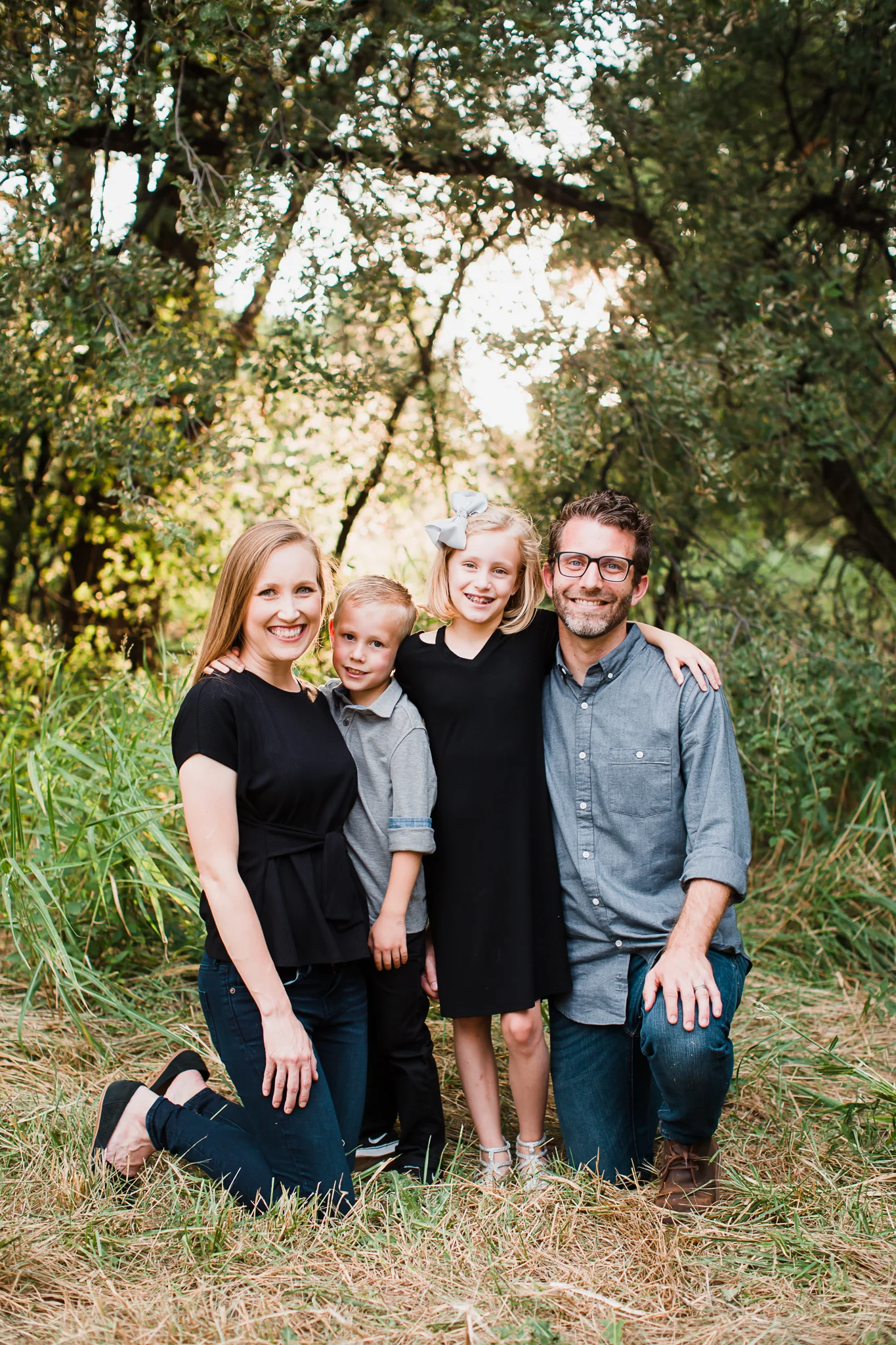The Dolezol Family | Fall Family Pictures in the Park