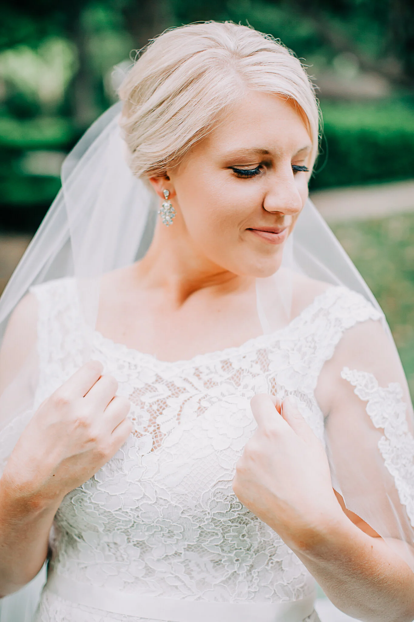 Jayla Bridal Photos-10.jpg