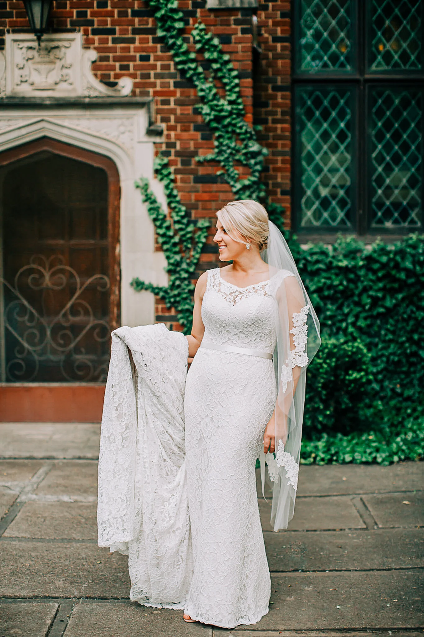 Jayla Bridal Photos-15.jpg