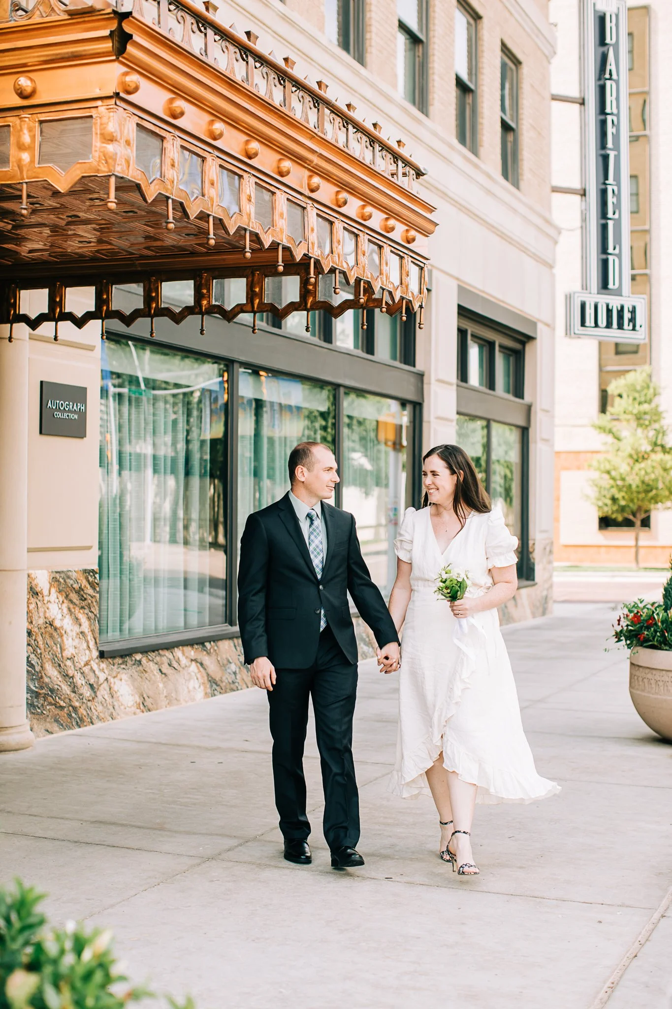 Dan &amp; Lauren | Downtown Amarillo, Texas Courthouse Wedding