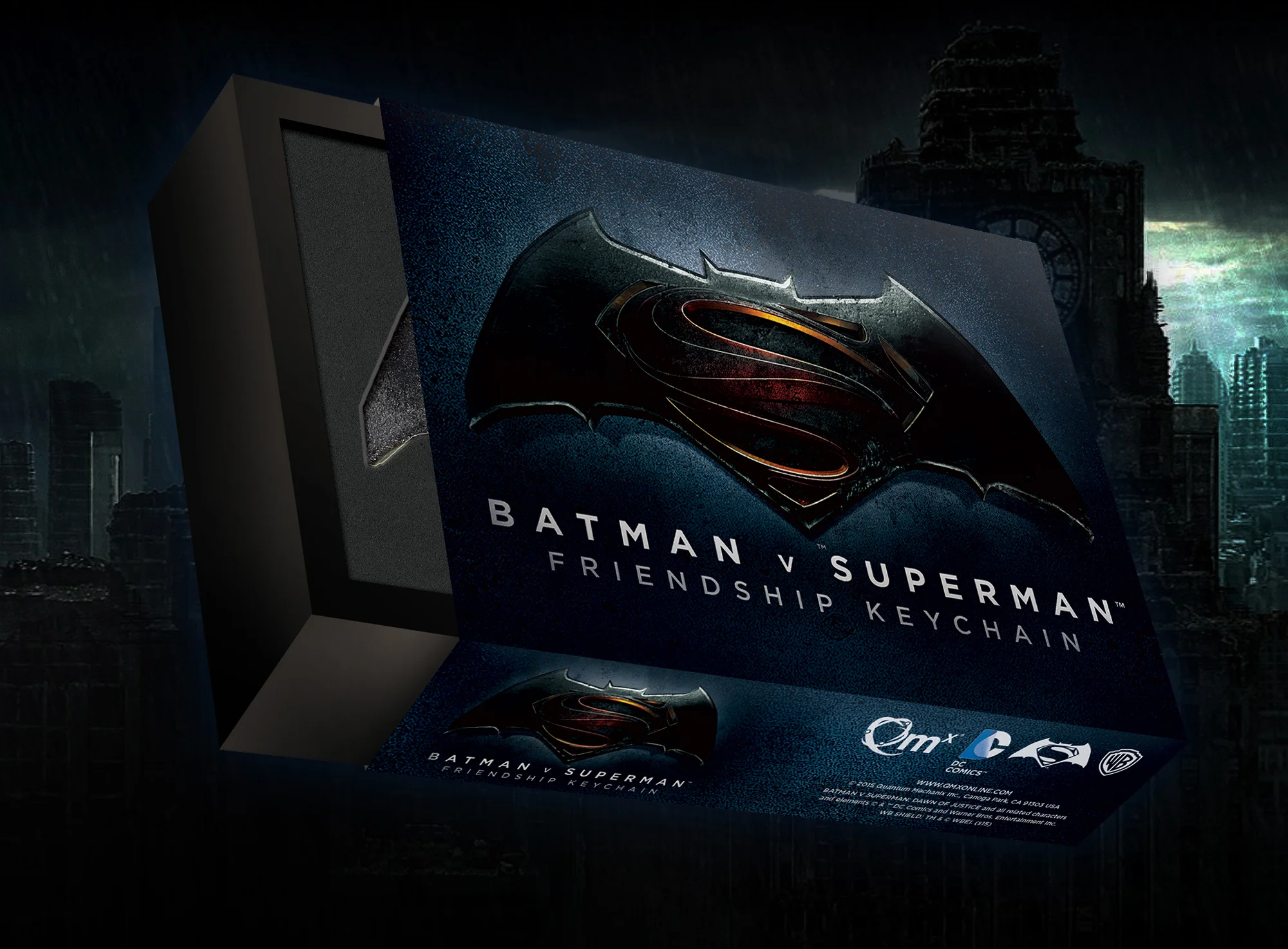 Batman V Superman Friendship Keychain Packaging
