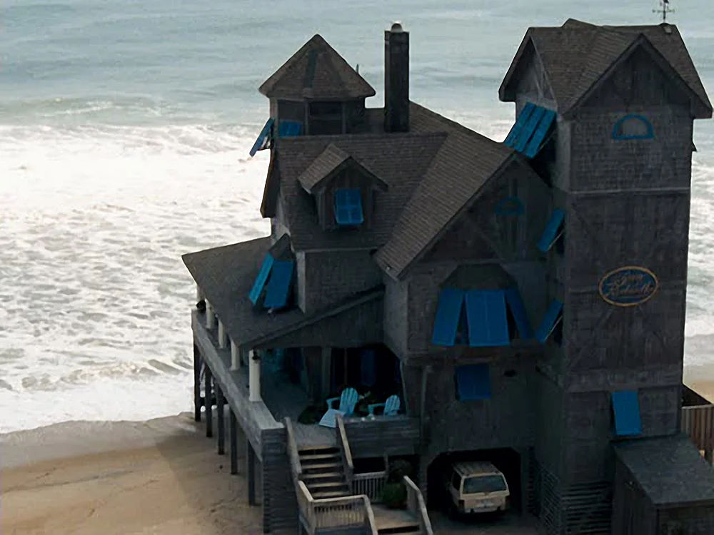 Nights-in-Rodanthe-Inn-ext1.jpg