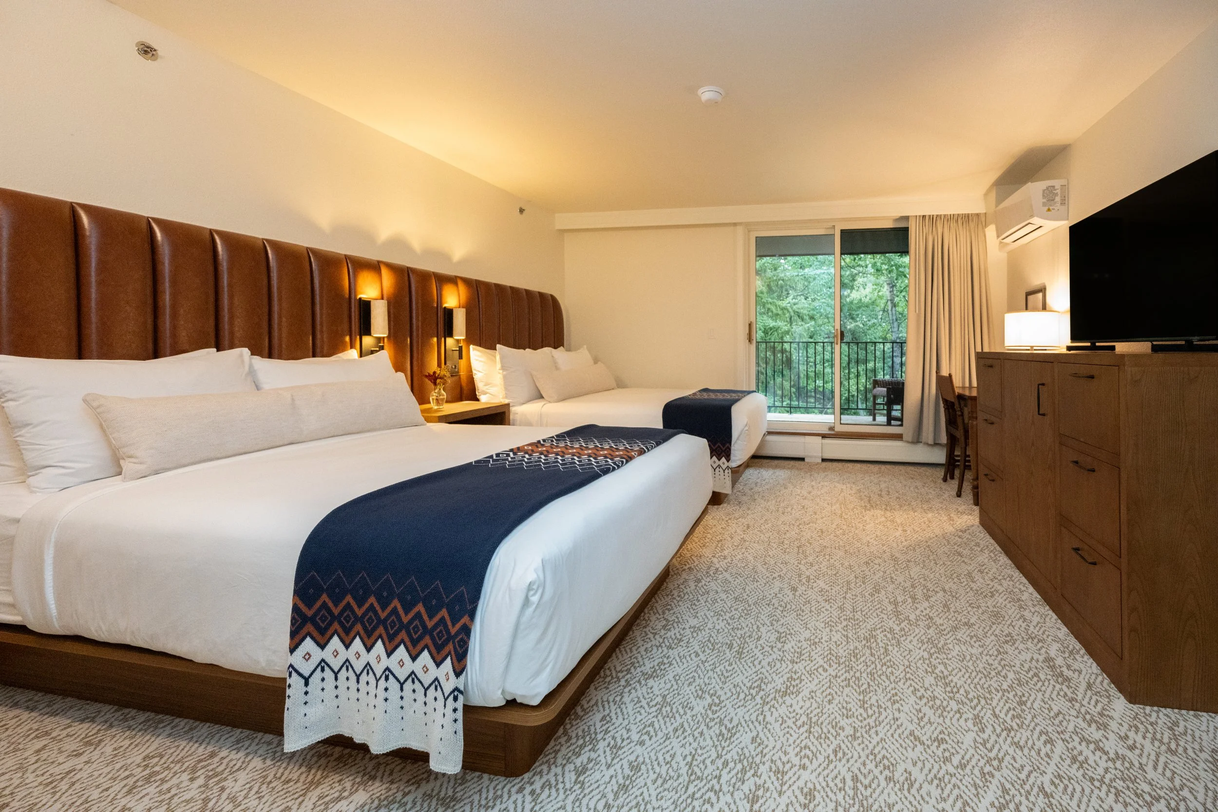CH_Rock Creek Resort_2025_Rooms-05.jpg
