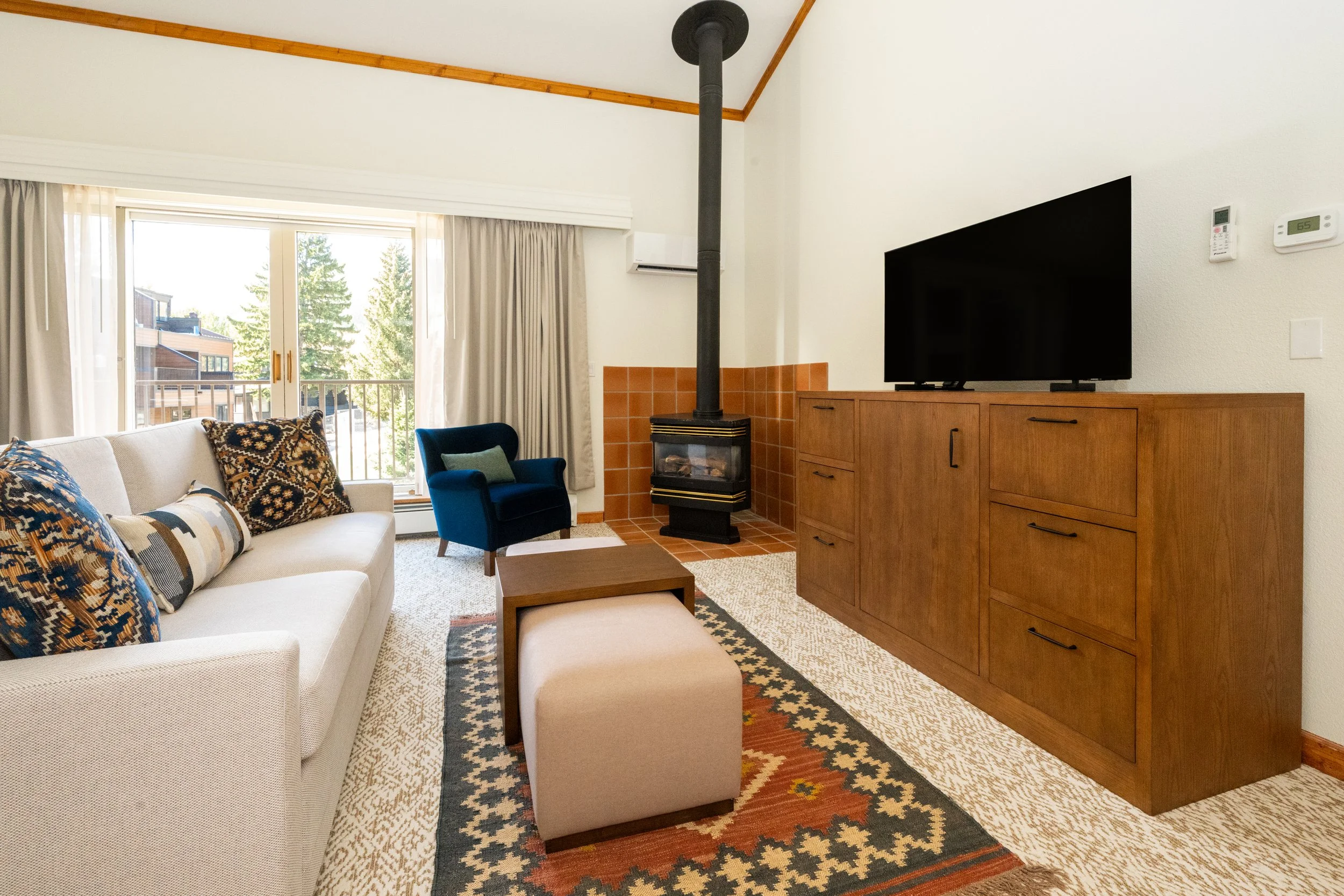 CH_Rock Creek Resort_2025_Rooms-83.jpg