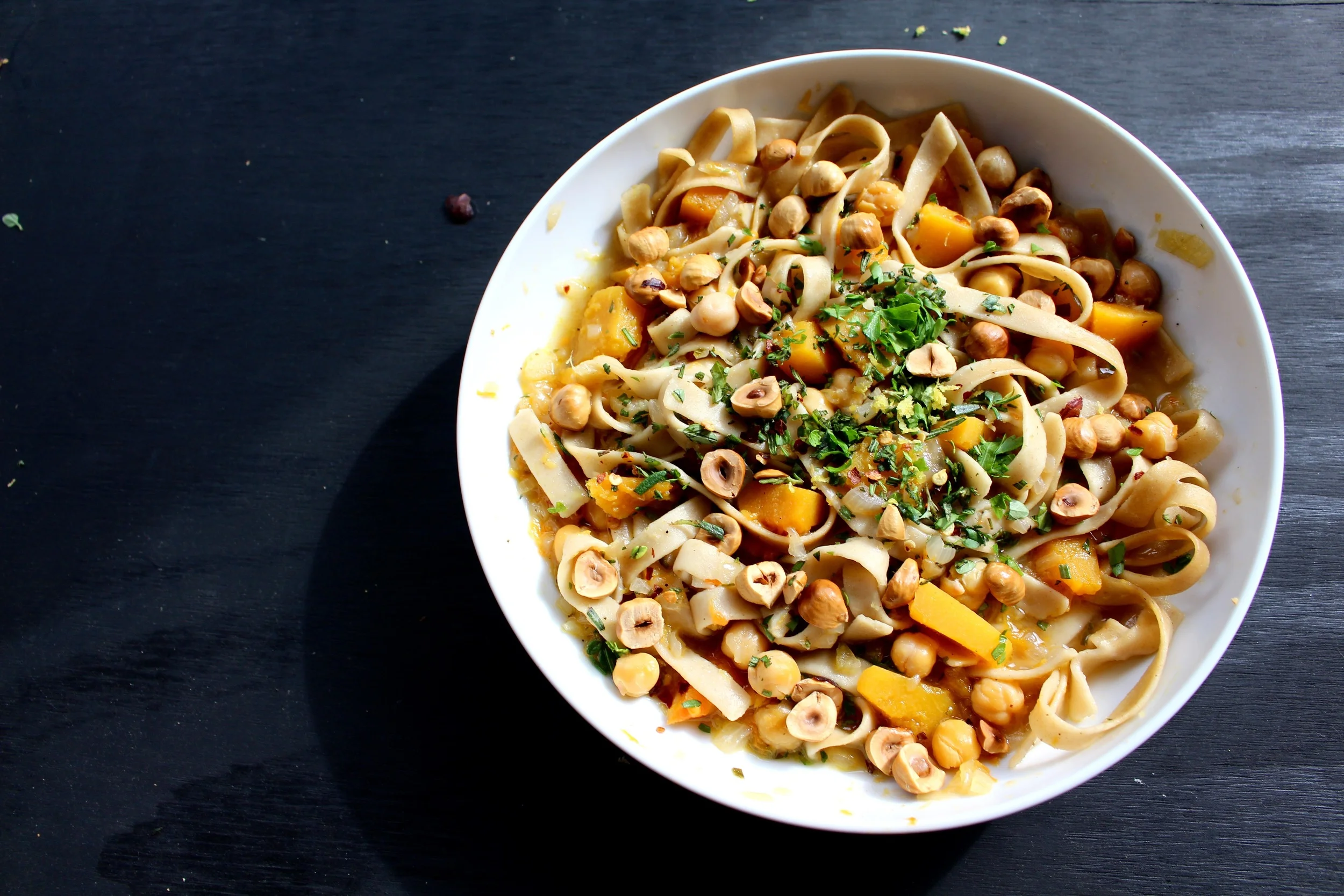 EASY Butternut Squash Pasta with Chickpeas & Roasted Hazelnuts