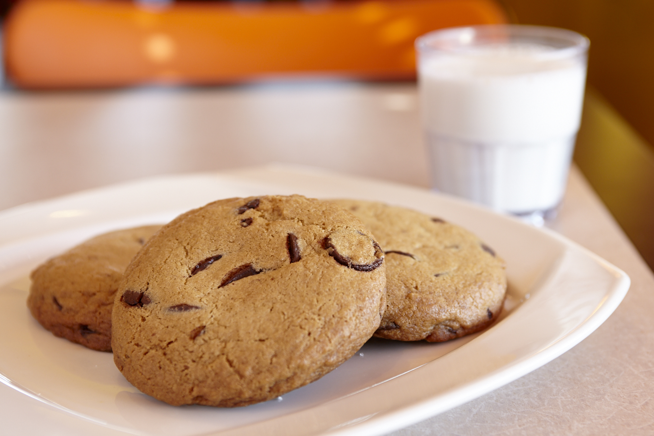 BIG Chocolate Chip Cookies!