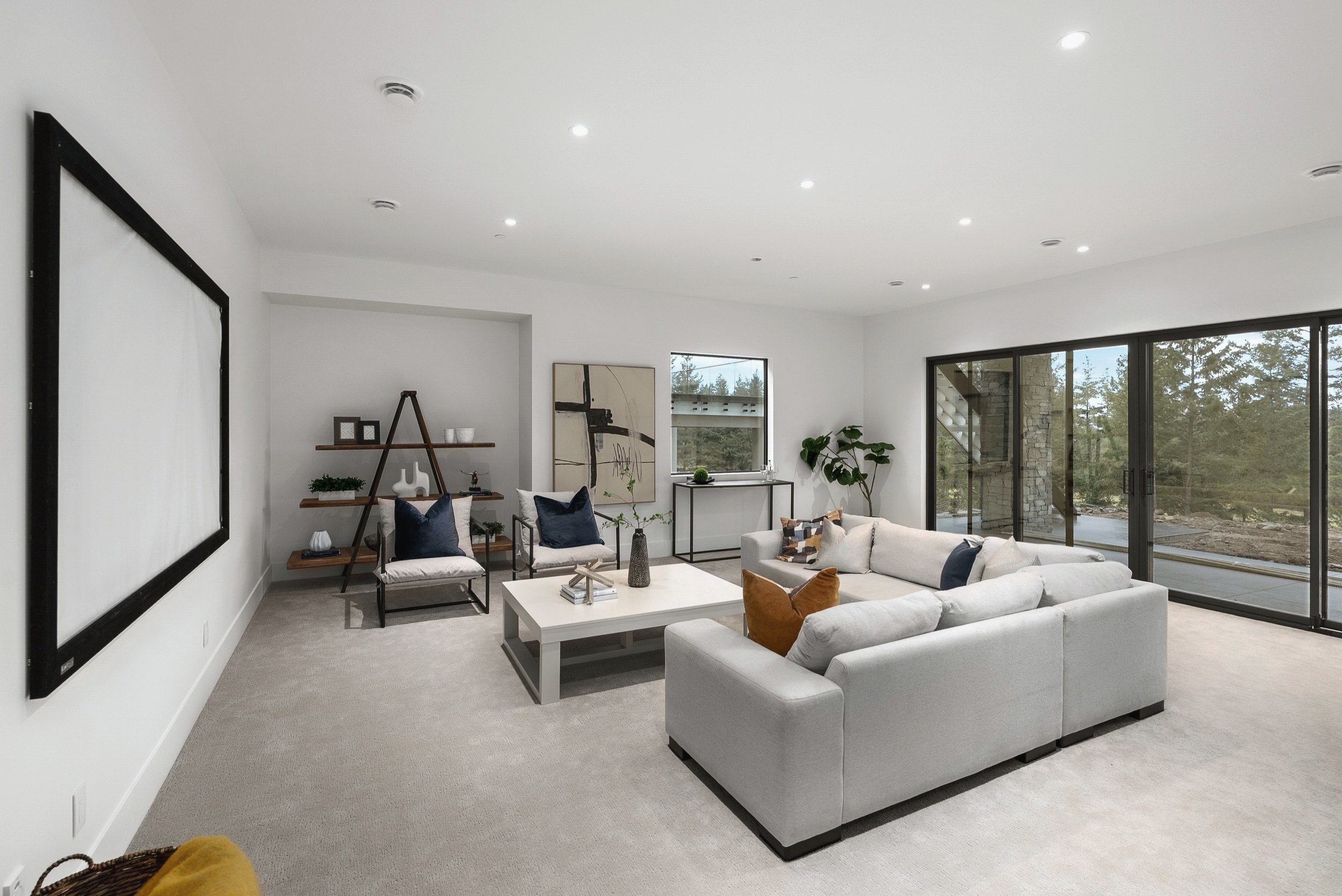 Media lounge with a projection screen and sliding doors, Terrace House, Predator Ridge
