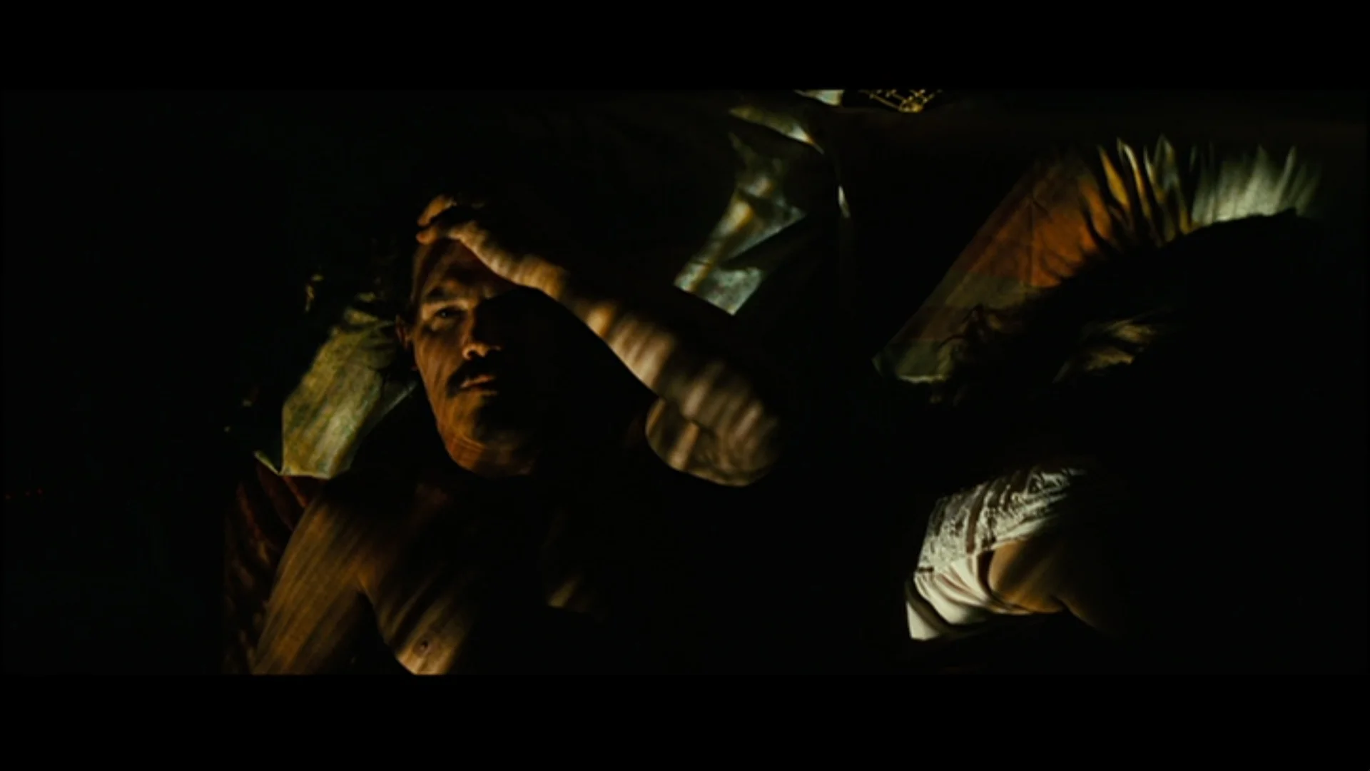 It's actually really extraordinary how much he says about Moss in how he lights this shot.