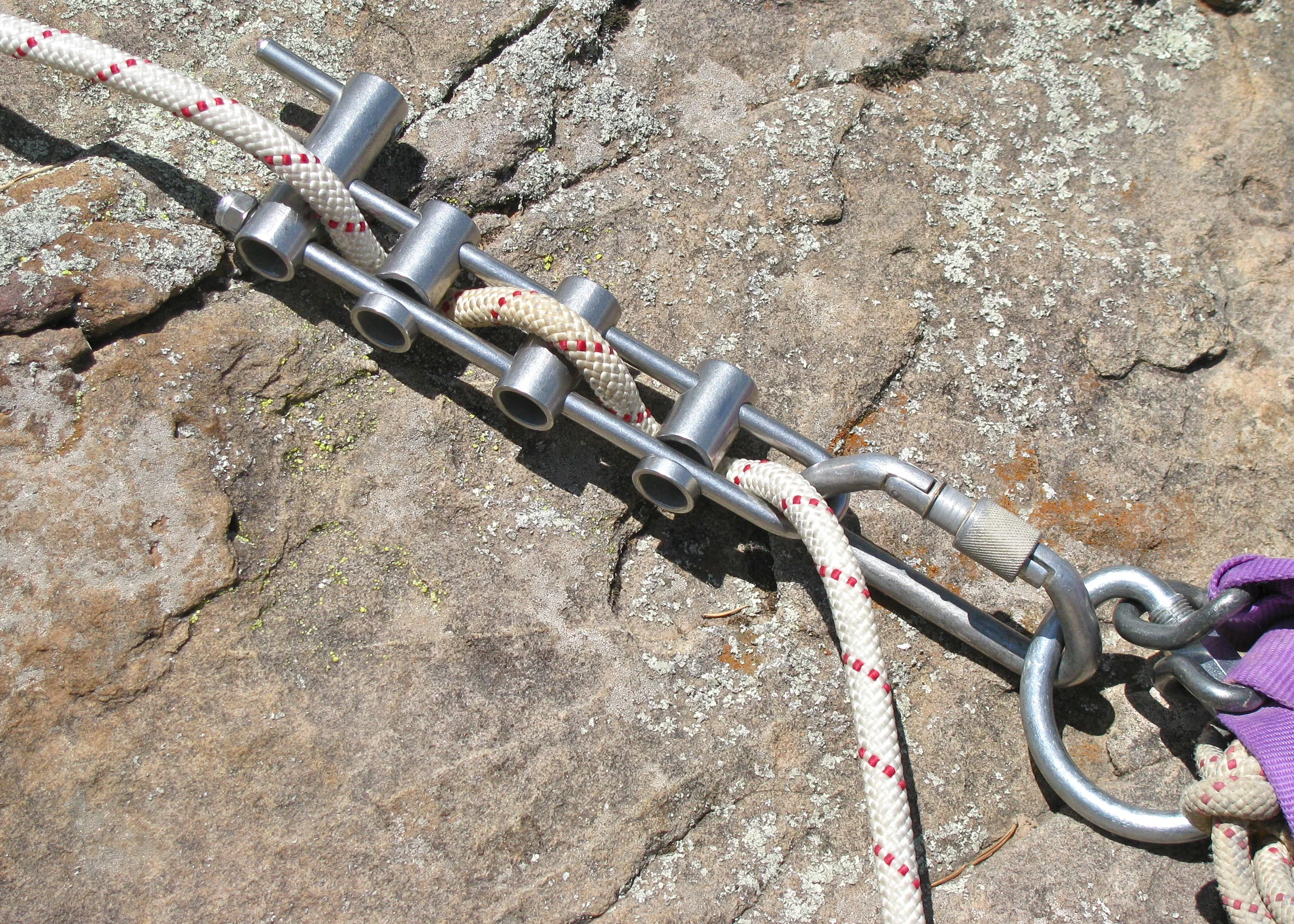 Descender (mini-rack)