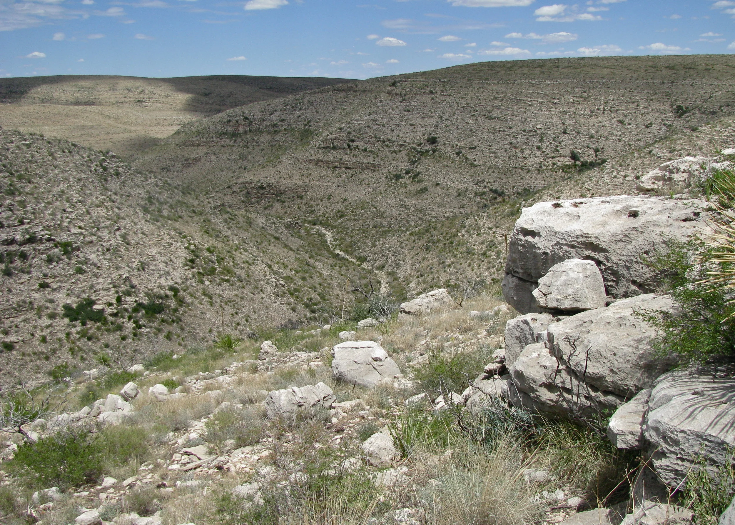 Trail to Spider Cave