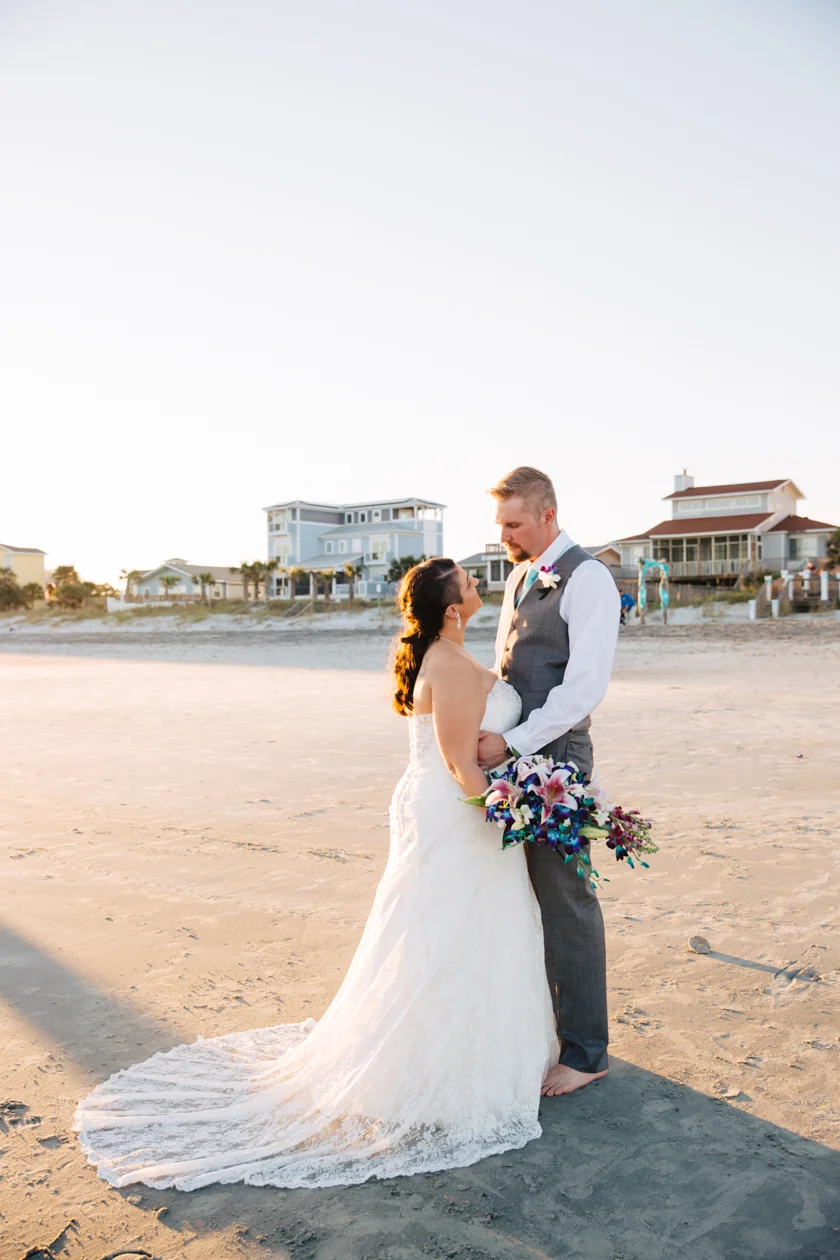 Lindsey & Dakota Wedding Sneak Peek's-18.jpg