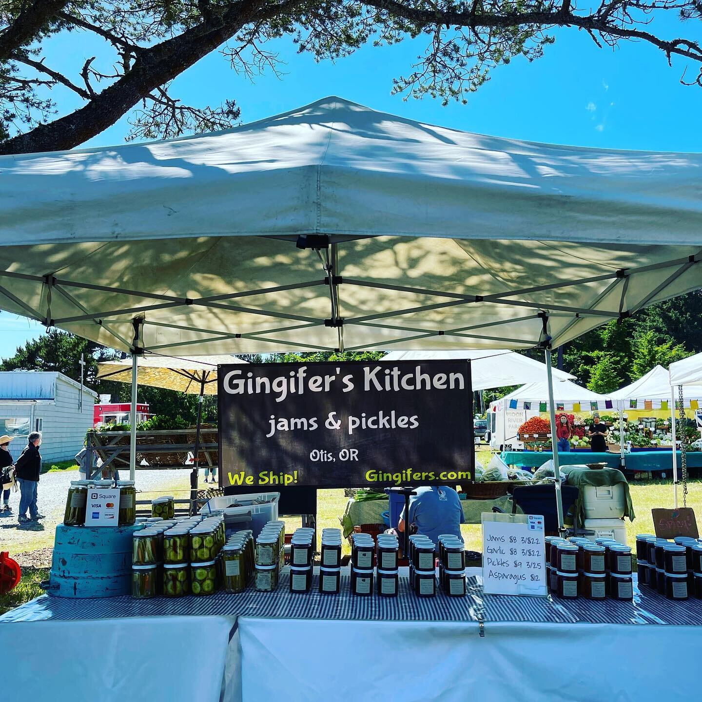 We will be at @newportoregonfarmersmarket  from 9-1 and @salemcommunitymarkets 9-2 today.  We will be in booth 10 at the corner of summer and Marion this week.
#seeyouatthemarket #salemsaturdaymarket  #jamsandpickles