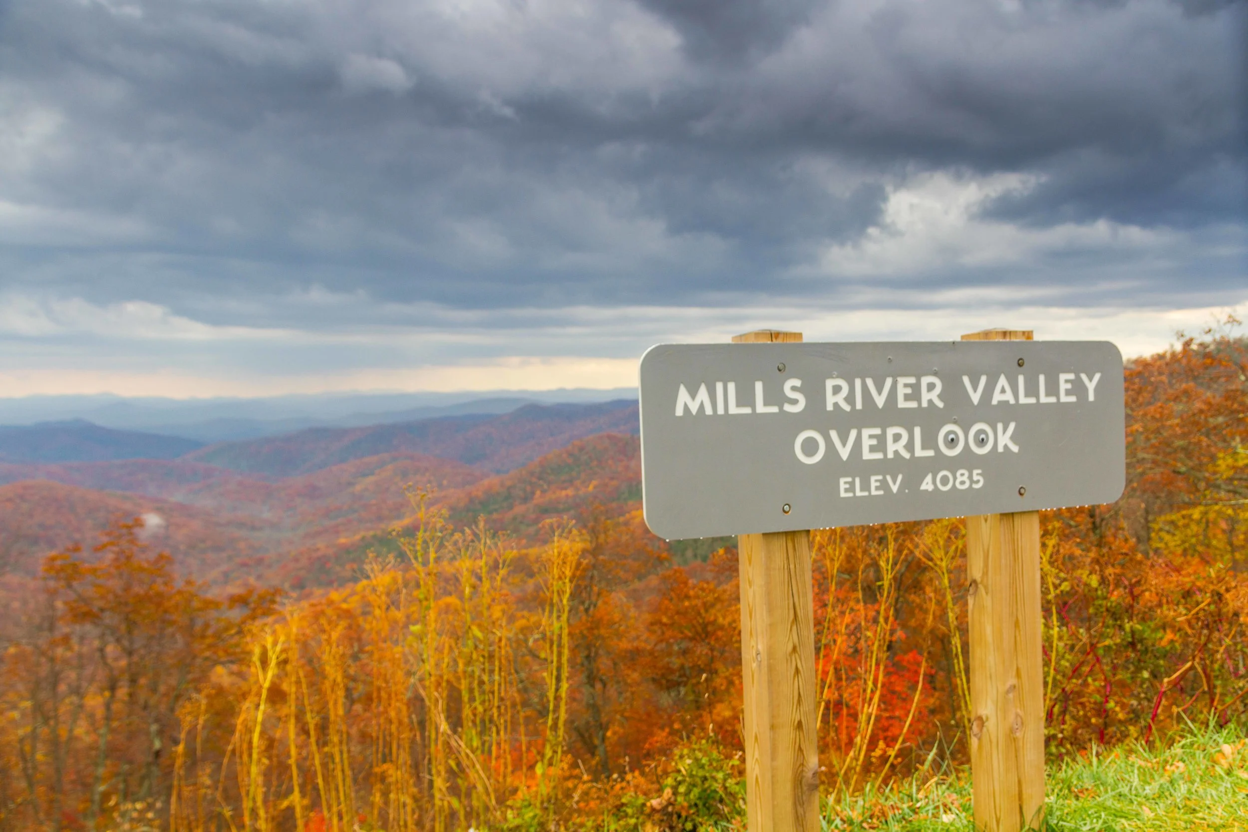 A gorgeous view into the valley from the Blue Ridge Parkway. 