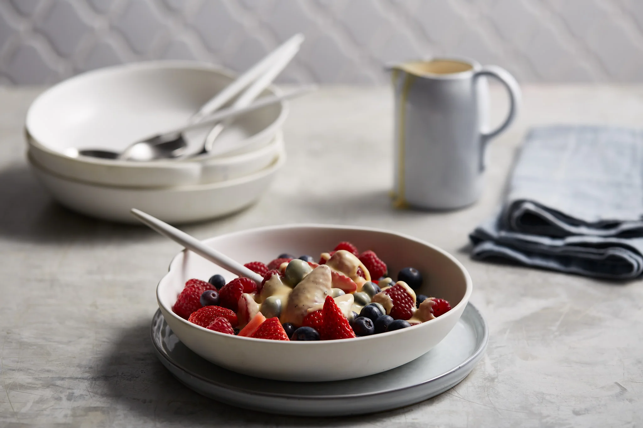 NEFF_Recipe_CremeAnglaise_SML_006.jpg