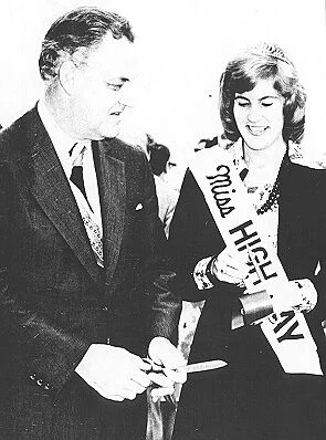 Summer of 1975, cutting the ribbon on opening day of the Beltline were Miss Highway, Pamela Brooks, and then governor, Mills E. Godwin, Jr. Yes, there used to be a Miss Highway Contest in Richmond until 1976. 