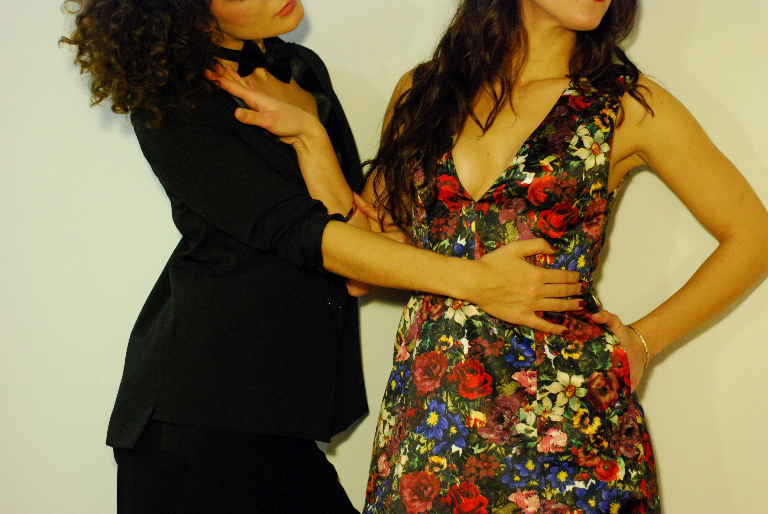  Happy New Year!! &nbsp;This is what happens when my girlfriends come over to play dress up. &nbsp; 