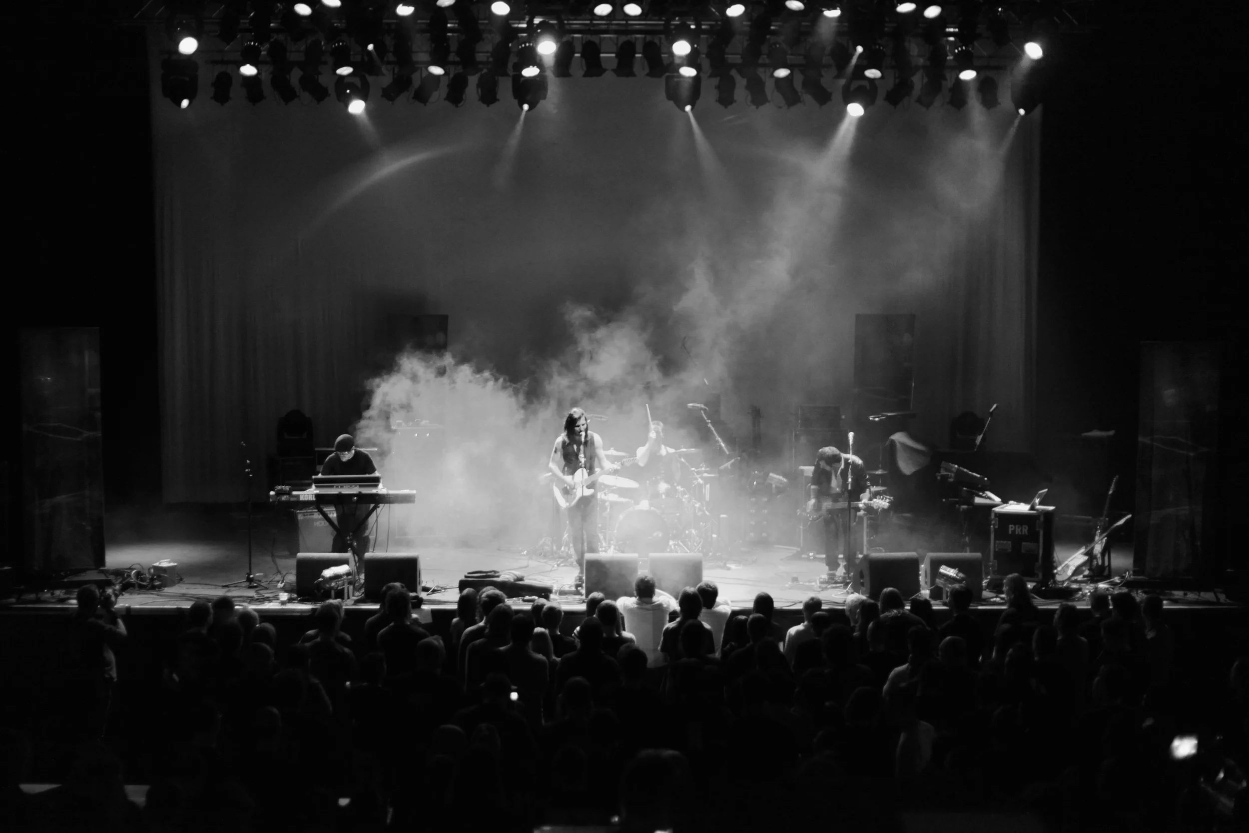 Group_008_BW.jpg