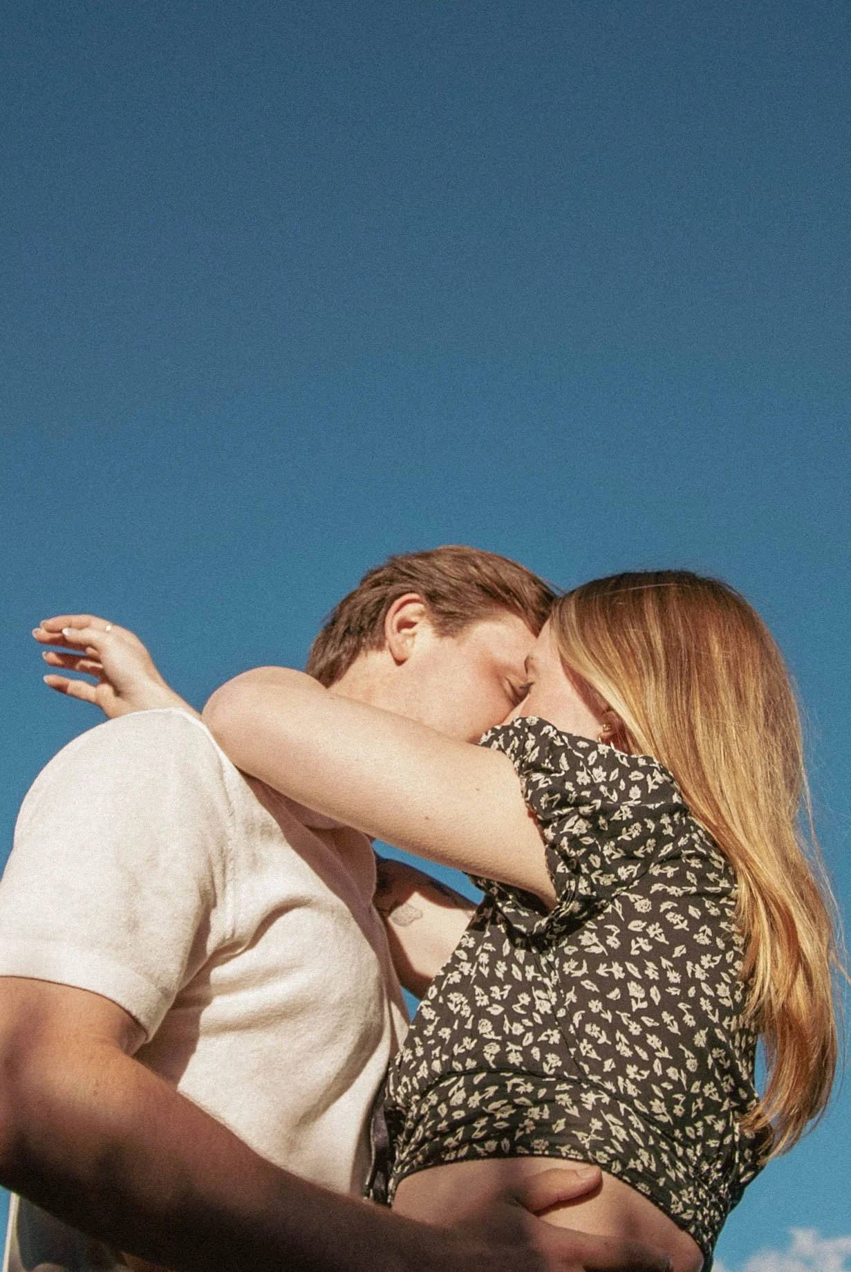Portrait - Kissing in the Sky.jpg