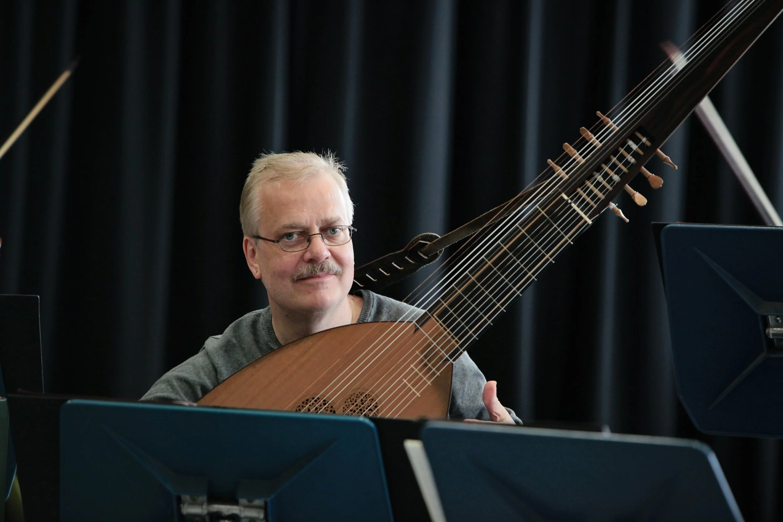 Tommie Andersson, lute and guitar