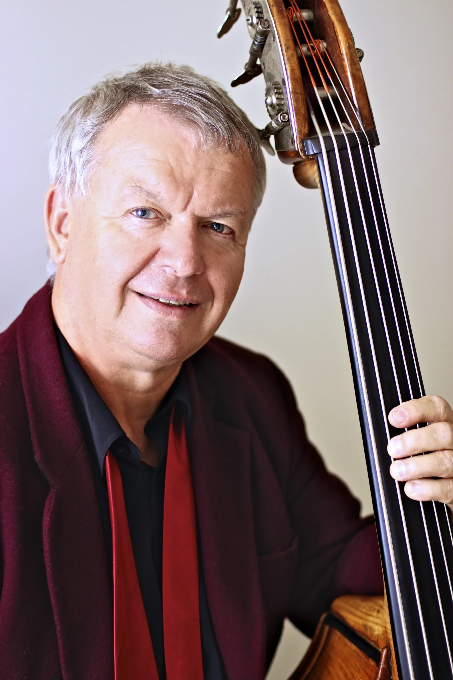 Max McBride, double bass