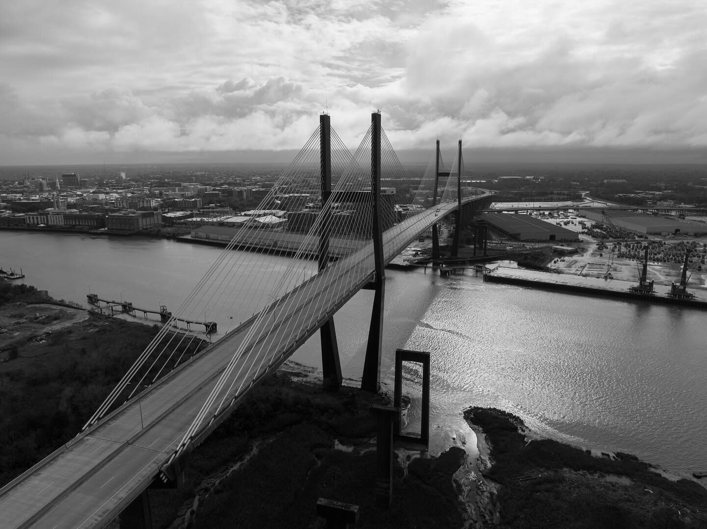 #savannahgeorgia #dronepilot @djiglobal #mavicmini #mavic2pro #djiphotography #droneworld #dronegram #mavic3 #landscape #travelgram #travelphotography #naturephotography #natgeotravelpic #igworldglobal #earthfocus