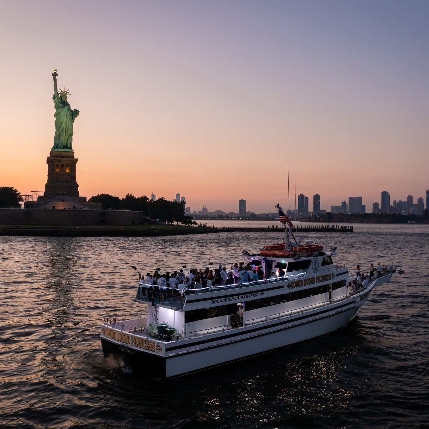 Do you miss summer yet?

Photo by @utcinema 

#statueofliberty #ınstagood #travel #photography #travelphotography #vacation #rei #landscape