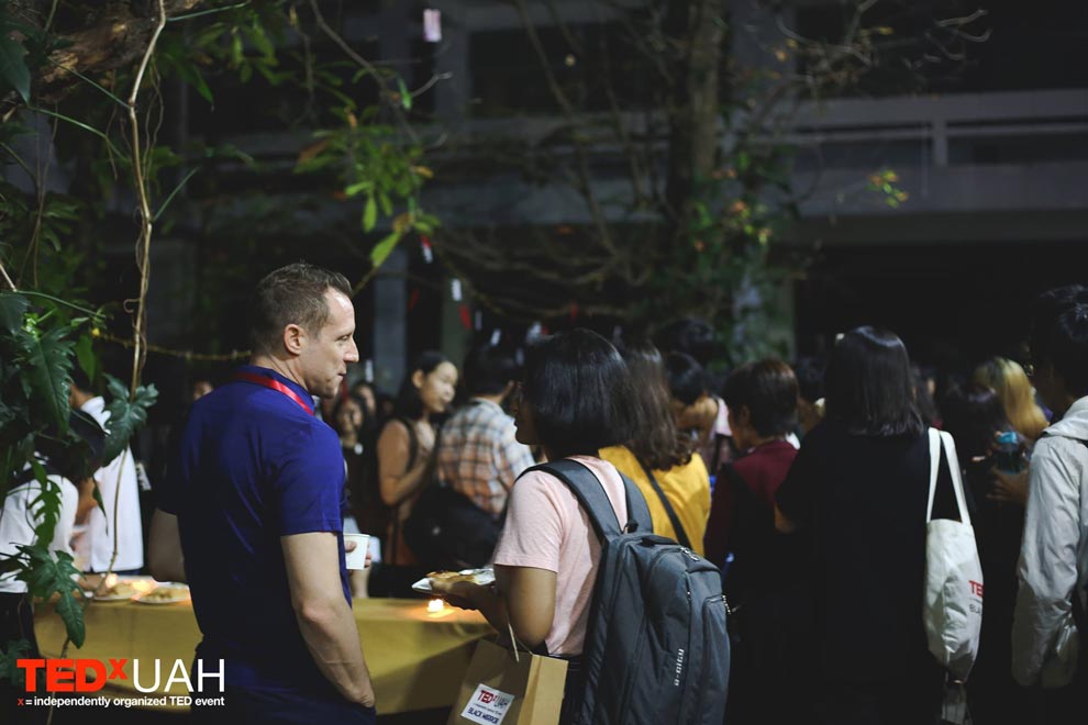 blog_tedx_21_break.jpg