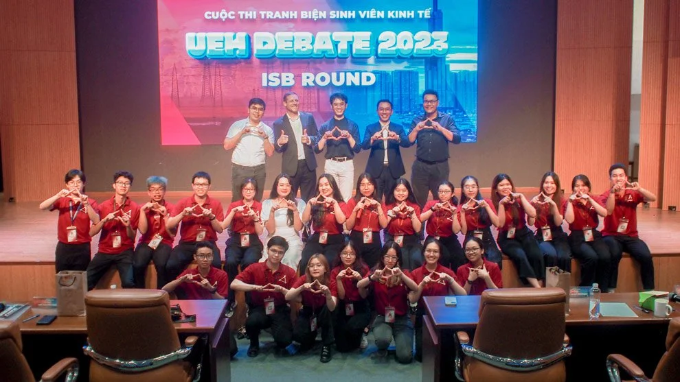 UEH Debate 2023 - ISB Round Finals Gala Night