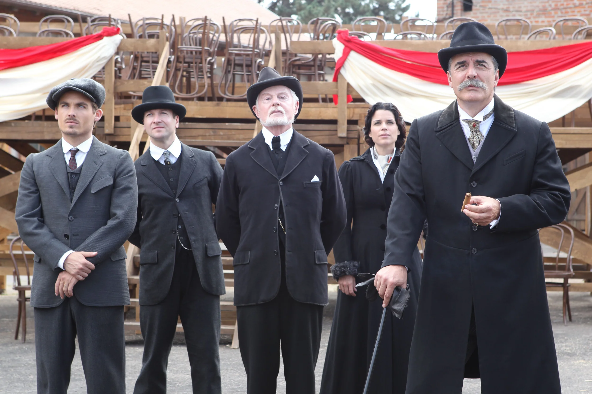 Titanic: Blood and Steel / Dir: Ciaran Donnelly