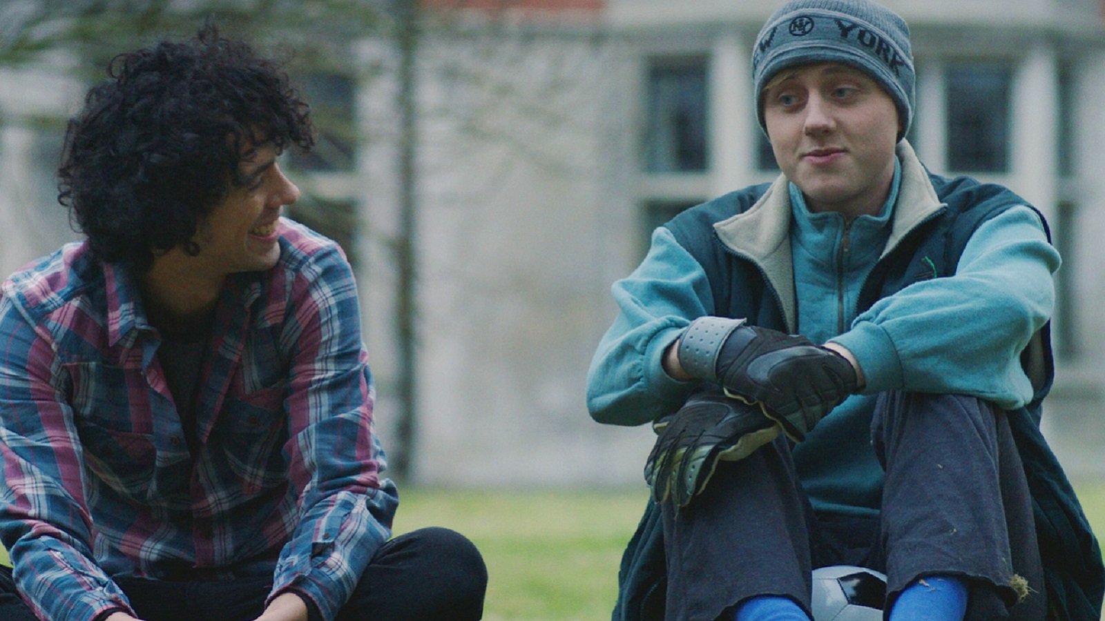The Drummer & The Keeper / Dir : Nick Kelly