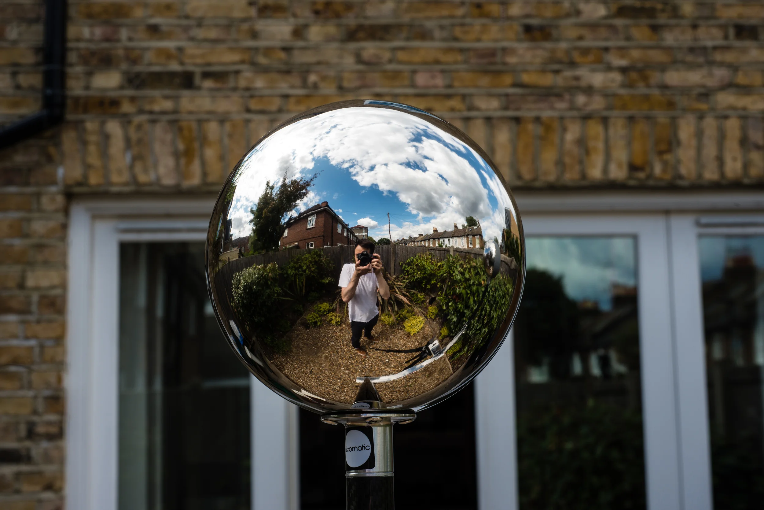 Mirror side, close up.