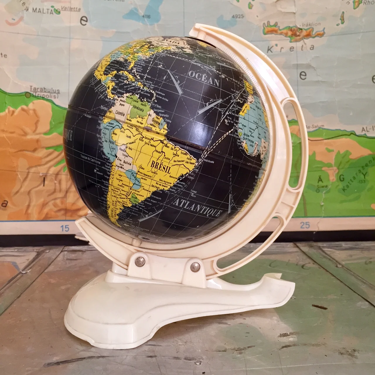 6" Black Ocean Globe in French