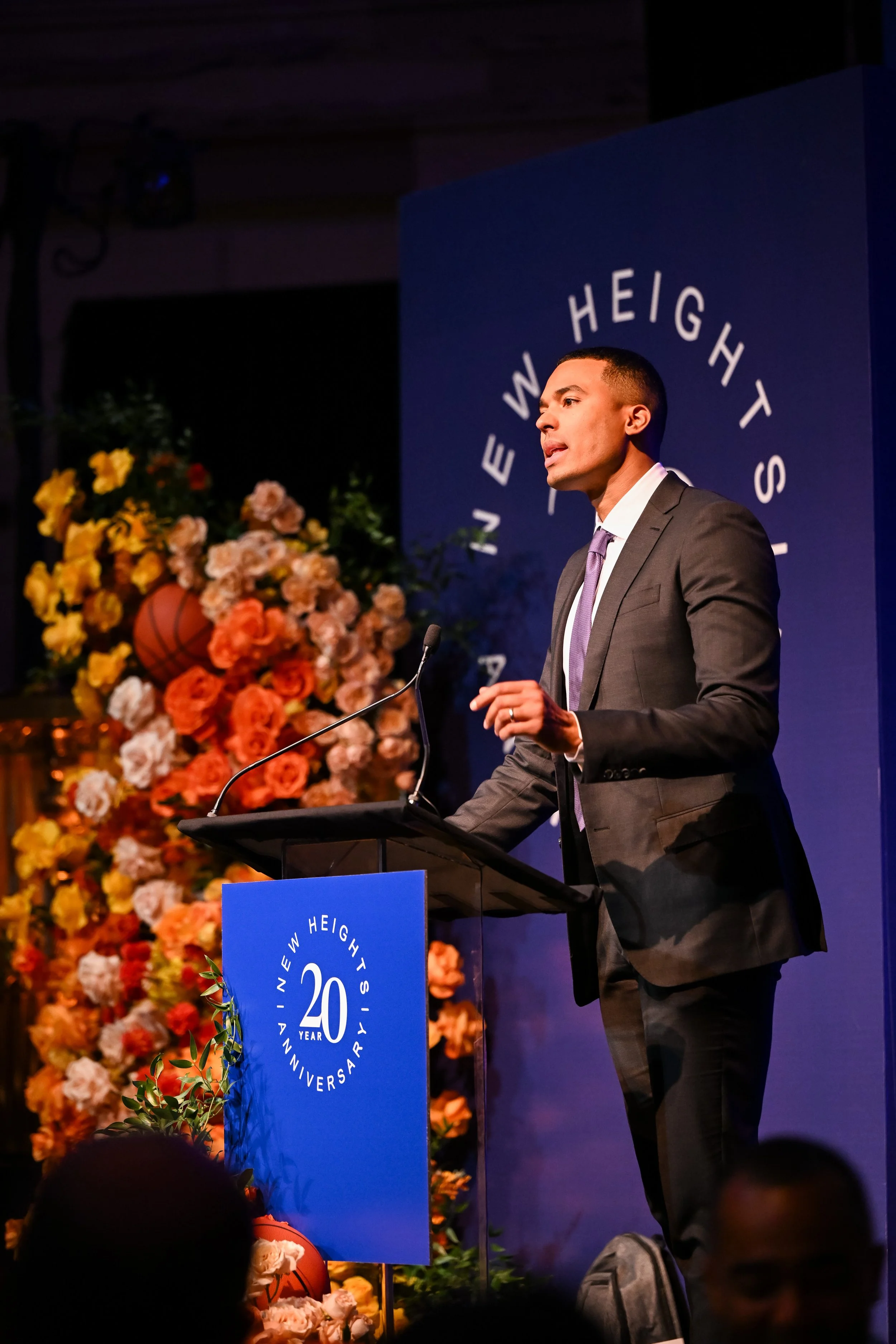 NewHeights_20thGala_022.JPG