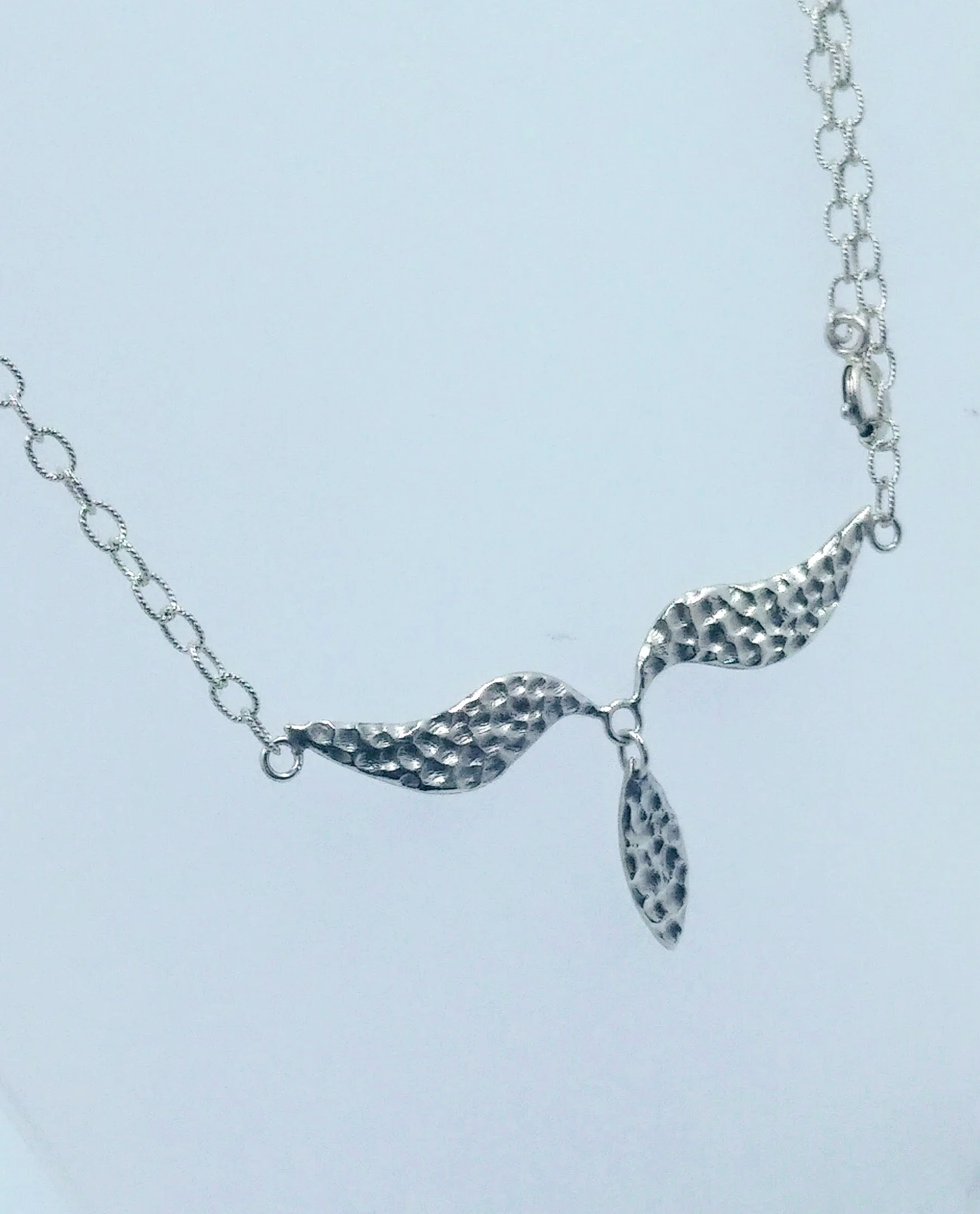 Silver textured necklace - BUY