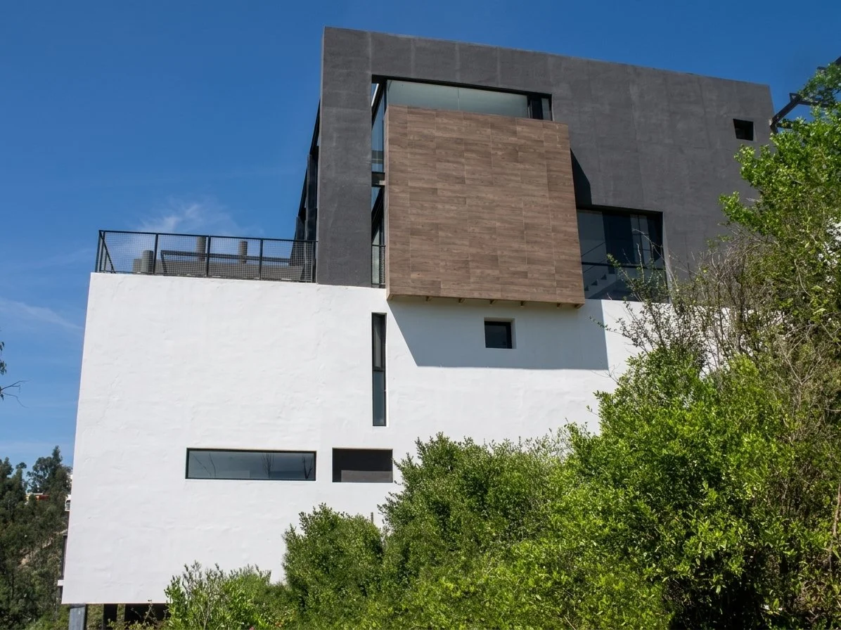 FACHADA LATERAL